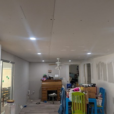 Brooksvilles-Go-To-Handyman-Expert-Sheetrock-Finishing-Interior-Painting 1