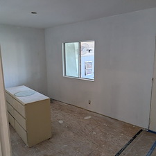 Brooksvilles-Go-To-Handyman-Expert-Sheetrock-Finishing-Interior-Painting 4