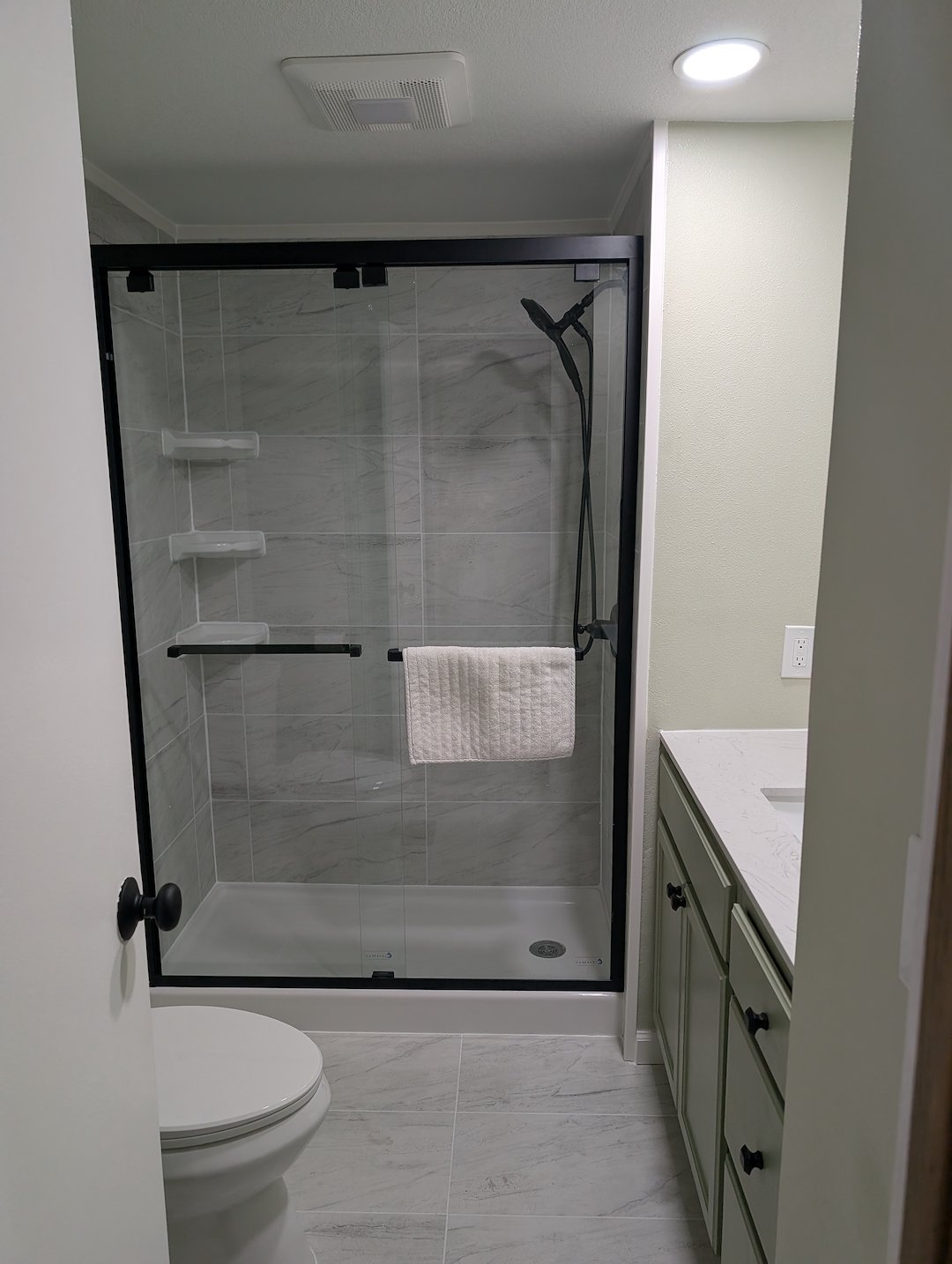 Mr. Genie Handyman: Brooksville's Go-To Handyman for Expert Bathroom Renovation